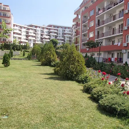 Grand Noks Apartment